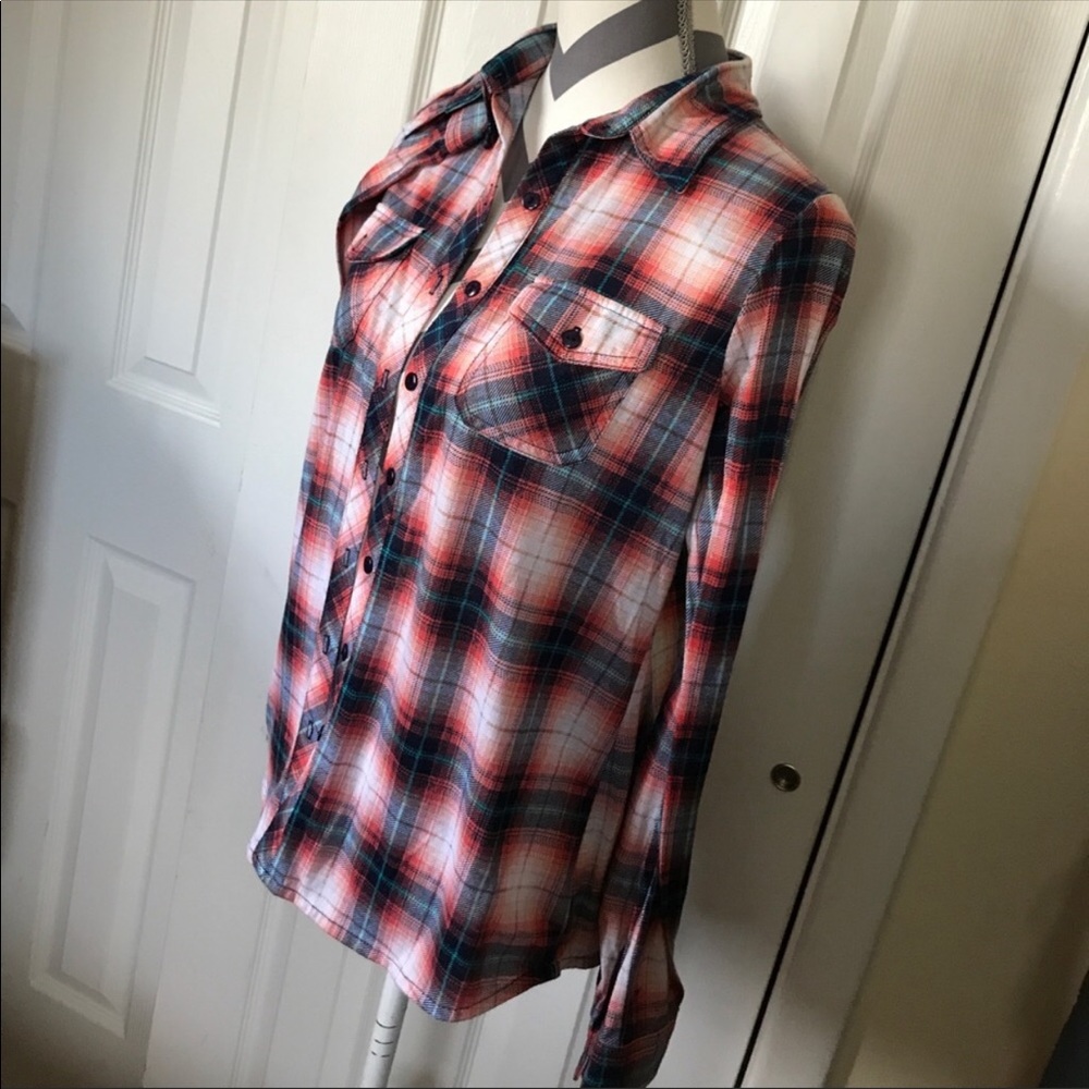 Plaid Top - Picture 4 of 6